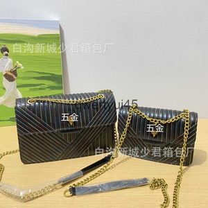 Cross Body 2023 OiD Autumn Autumn New Eagered Eagle Head Counter Bag for Women Women Fashion Bags with endupsile text chain small square h240601 Qwertyui45