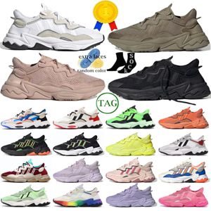 Ozweego Running Shoes Women Sneakers Designer Trainers Mens Core Black Carbon Mesh Gray Knit Pale Trace Cargo Cloud Cloud Platformuvzn#