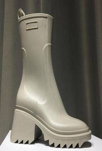 Luksusowy projektant damski pół buty buty zimowe masywne obcasy Med zwykłe kwadratowe palce butów deszczowo -deszczowe zamykanie kobiet w środkowej cielę