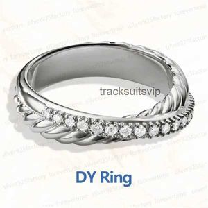 Band Rings 2024 Hot Selling Dy Diamond Wedding Ring for Women 925 Silver Fashion Luxury Designer Plated 18k Gold Jewelry Party Gift for Men Classic P nd Ring Hdrn