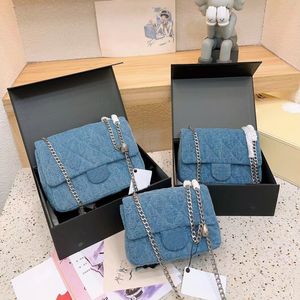 2024 مصمم جديد حقيبة حب سلسلة الأزياء Crossbody Bag Classic Trend Women's Denim Leather Leath