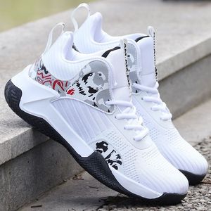 Fashionable and trendy men's shoes summer new breathable basketball shoes men's thick soled casual running shoes men's sports shoes wear-resistant and versatile