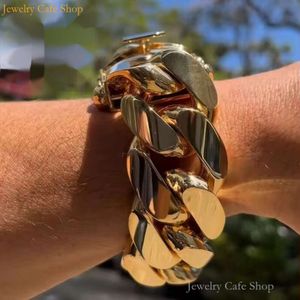 Biżuteria hip -hopowa biżuteria duża rozmiar 30 mm złoto plisowane Miami Cuban Link Bransoletka Bransoletka Masowa mosiężna kubańska bransoletka dla mężczyzn