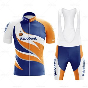 Cykeltröja män set retro andningsbar kort hylsa cykelkläder cykelröda kläder Summer Sportkläder Bib Shorts Triathlon 240527