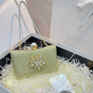 Luxur Designer Evening Bags Diamond Box Wedding Dress Bankett Evening Bag Pearl Lock Open Opening Banket Bag