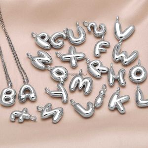 2024 Hot Selling Smycken med 26 engelska bokstäver Pendant Necklace Hip-Hop Glossy Gold Plated Lock Bone Chain NKP13