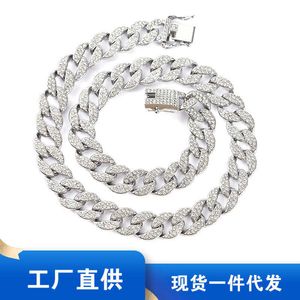 Pendant Necklaces Cuban Chain Jewelry Hip Hop Alloy Mens and Womens Full Diamond Personalized Wave Necklace Straight