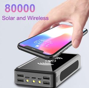 80000MAH Wireless Solar Power Bank Portable Phone Fast Charging Extern laddare Backup Batteri PowerBank 4 USB LED -belysning för x3733005