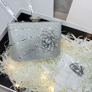 Lyxdesigner Kvällspåsar Vatten Diamond Handheld Bag Wedding Banket Evening Dress Bag Set Diamond Diagonal Banket Bag