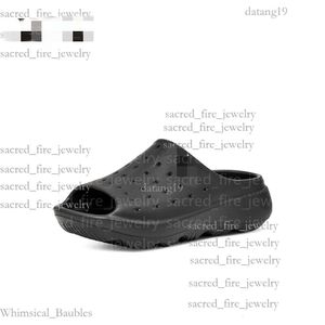 Uggslipper Tasman Yeni Kadınlar Uggg Terlik Yaz Lüks Sandal Tasarımcı Sandal Konforlu Işık ve Hızlı Düz ​​Renk Kalın Yüksek Velcro Backle Uggslipper 749