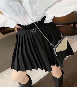 2021SS Fashion Salia curta Mulheres Tops Street Style Pleated Skirts Limited Edition Belt Belt Belt Dress Recycled Polyster Texture 3042847