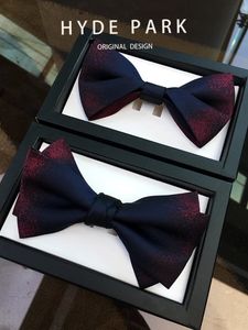 Lang Şarap Kırmızı ve Mavi Gradyan Damat Üst düzey Bow Tie 240601 ile Yüksek Kaliteli Düğün Hediyesi