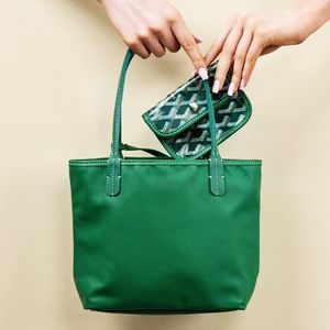 Tygväska designer väskor toppkvalitet axelväska lyxig mode handväska sommar dubbel dubbelsidig ljus ytväska med en liten väska mini väska