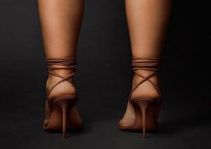 2022 세련된 샌들 마이크로 스웨이드 레이스 업 패션 샌들 스틸레토 발 뒤꿈치 여성 파티 디자이너 신발