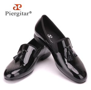 Piergitar Black Patent Leather Men Dress Shoes The Tassel Plus Size Men Loafers Party and Wedding Men Flats USサイズ4175893594