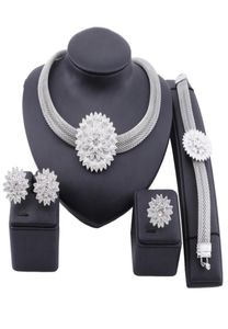 Afrikanska smycken Flower Crystal Necklace Earrings Dubai Gold Jewelry Set for Women Wedding Bridal Armband Ring Set7921246