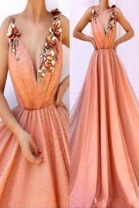 2021 Peach Sexy Evening Dresses Wear V Neck Sleeveless Lace Crystal Beaded 3D Floral Flowers Open Back Plus Size Formal Party Dres4273237