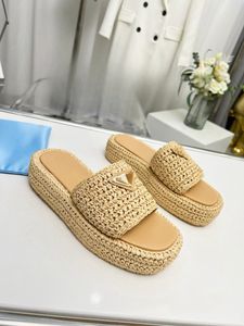 luxury sandals designer sandals triangle straw weave slippers for slippers designer womans mens summer flat casual flip flops mules thick bottom slipper sliders