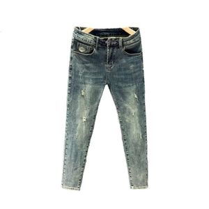 Беспокойные джинсы Мужские модные 2024 весна/летний сезон Slim Fit Leggings Корейские повседневные брюки для мужчин для мужчин