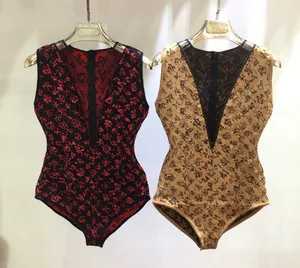 Fashion 2024 Summer Trift Mesh Patchwork Swimwear Женщины дизайнер писем дизайнер писем на сайте бикини 2 цветные купальники, сексуальные наряды, плавающие одежда