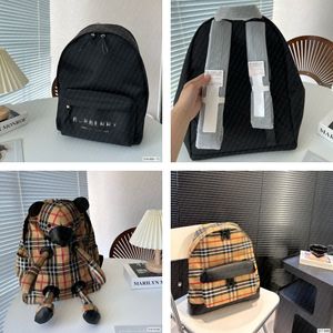 2024 Mens Sacoche Designer Tote Backpack Womens Handbag Shoulder Clutch Back School Bags Fashion Leather Crossbody High Capacity Book Bag