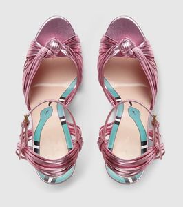 2022 سيدة براءات الاختراع نماذج المنصة المحظوظات الصنادل الكلاسيكية Sexy Lip Snake Open Toe Wedding 105cm Stiletto High Heels Purple 017058637