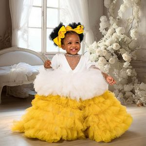 2024 Mixed Color Little Girls Birthday Dress Flower Girl Dresses Communion Gowns Rhinestones Decorated Illusion Tiered Tulle Queen Ball Gowns for Marriage F139