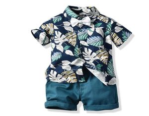 Top and Top Boy Clothing Zestaw Summer Modny Kwiat Krótkie koszulę Bowtie Shird Chłopcy Casual Ubrania dżentelmen 2PCS Suit2950385