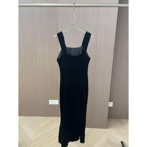 2024 Women's Clothing Early spring sling little black dress high-end texture simple and elegant square neck design tight Spring Summer New