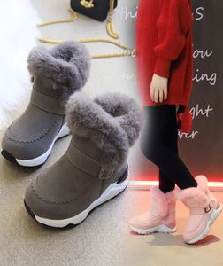 Top Selling Children Boots Shoes 2020 New Winter Plush Warm Boys Shoes Fashion Leather Soft Fleece Antislip Girls Boots9597379
