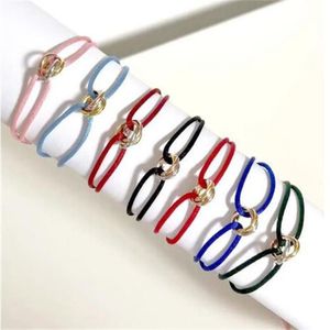 Luxury Unisex Armband 3 Metal Buckle Hand Chain Justerbar herrreparmband för kvinnliga smycken gåvor Misrq