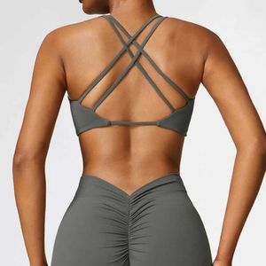 Utomhus t-shirts damer sport bh sexig criss cross rems tillbaka hög stöd påverkar yoga underkläder som kör gym vadderad braltet ruched t240601