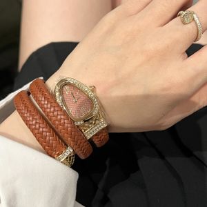 Nya kvinnor Luxury Brand Watch Snake Quartz Ladies Watch Diamond Wristwatch Female Fashion Armband Watches Clock