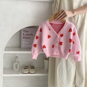 Cardigan Pullover Cute Baby Girl Sweater 0-3Years Newborn s Long Sleeve Heart Pattern Knitted Cardigan Tops Outfits INS Spring Autumn Clothes WX5.31