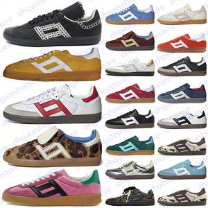 Originals Handball Spezialjean Casual Shoes For Men Women Designer Core Black Navy Gum Chalk White Blue Platform Sneakers Storlek 36-45