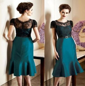 Black Lace Short Sleeves Formal Party Gowns with Sash Jewel Neck Zipper Back Mermaid Prom Dresses4995400