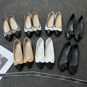 Designerskie sandały baletowe buty buty slingbacki łańcuchy sandałowe skórzane baleriny damskie sukienki ślubne buty grube wysokie obcasy pompki pantoflowe