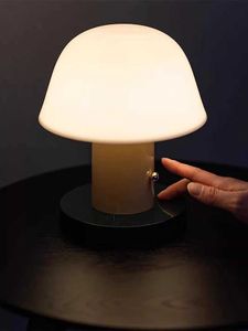Table Lamps Cordless Mushroom Table Lamp Rechargeable Battery Operated Small Mushroom Night Light for Bedroom Living Room Restaurant Outdoor