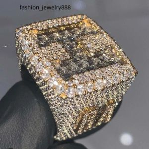 Pierścienie Rhinestone Studded Hip Hop Jewelry Pierścień biżuterii Moissanite 925 Silver