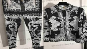 レディースツーピースパンツデザイナートラックスーツクラシックロゴパターンファッションブランドのシャツとストレッチレギンススーツラグジュアリーWOM1713965