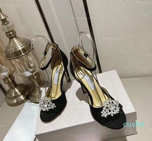 2024 2024 하이힐 패션 매력 미니멀리스트 웨딩 파티 댄스 신발 10cm