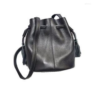 Evening Bags Large Capacity Bucket Bag With Tassels Natural Leather Women Big Cowhide Lades HandBag High Quality Shoulder Drkux