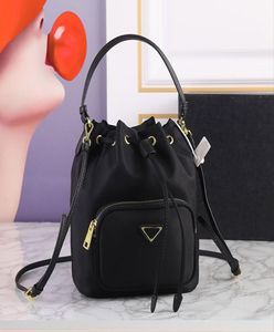 Parachute Nylon Bucket Bag String Handbag Top Handle Crossbody Bags Purse Genuine Leather Shoulder Bag High Quality Golden Hardwar1694136