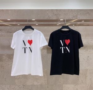 21SS Women T Shirt Designer Clothes Deisgner New Red Heart Tanabata Valentine039S Day Simple Cresatile Loose Rund Neck SH8286031