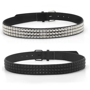 Belts High quality rivet belt with mens and womens stud fashionable version belt punk rock with buckle decorated in black hot selling G240529