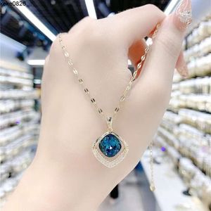 Celebrity Fashion Blue Crystal Necklace Womens New Trendy Temperament Geometric Luxury Short CollarBone Chain Neck Chain