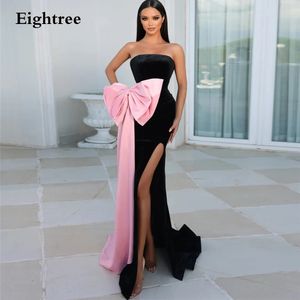 Eightree Sexy Black Velvet Mermaid Abendkleider ärmellose formelle Anlässe Kleid hoher Schlitz trägerloser Abschlussballkleider Bogen 240518