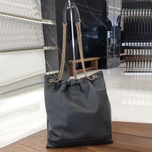Sacchetto designer borse a tracolla a catena Pochon borse in pelle trapuntata per le borse da donna traversa di legno di legno di legname con lettere di metallo 2.25 mini borsetta