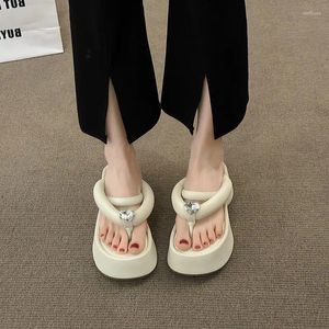 Kapcie Summer Love Rhinestones Platforma Damskie Flip-Flops moda miękkie podeszwy na zewnątrz plażowe sandały sandały swobodne buty damskie