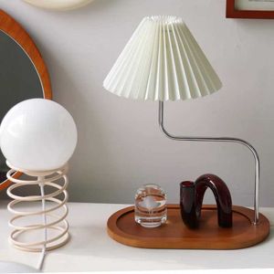 Lampy stołowe taca z litego drewna retro kreatywna plisowana lampka biurka sypialnia sypialnia nocna dekoracja salonu atmosfera nocna taca do przechowywania